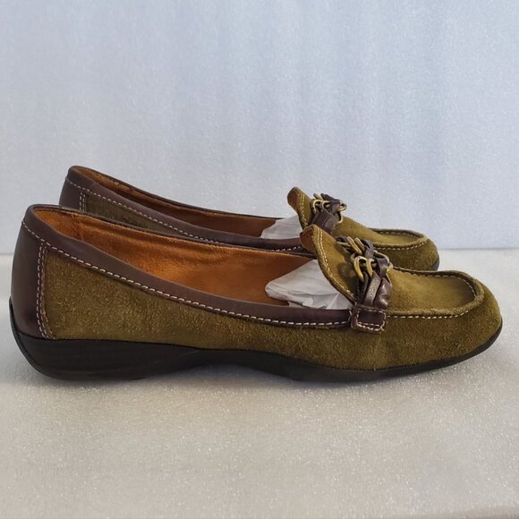 Sage Suede Naturalizer Shoes. Size 7½W - Picture 9 of 12